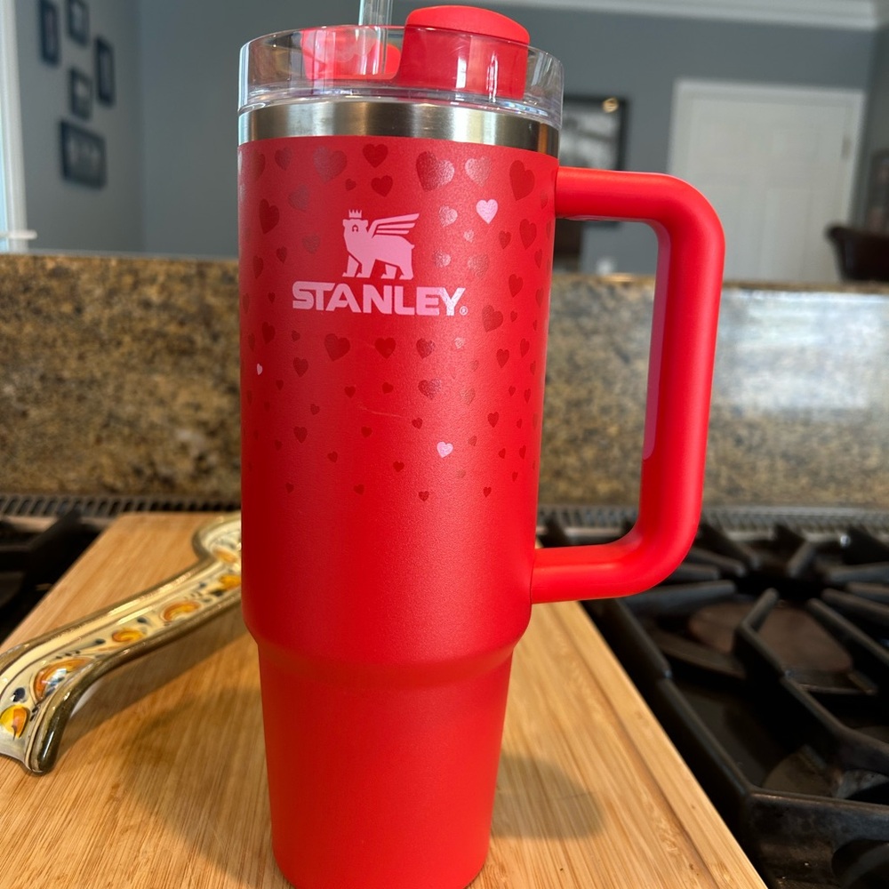 Stanley X TARGET VDay 30oz-